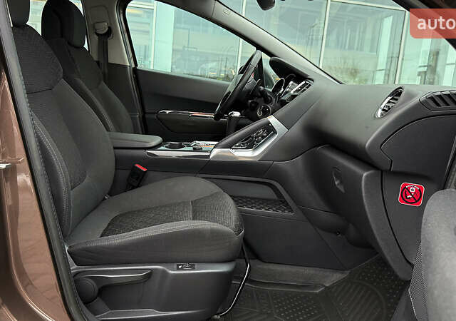 Коричневий Пежо 3008, об'ємом двигуна 1.6 л та пробігом 197 тис. км за 9900 $, фото 5 на Automoto.ua