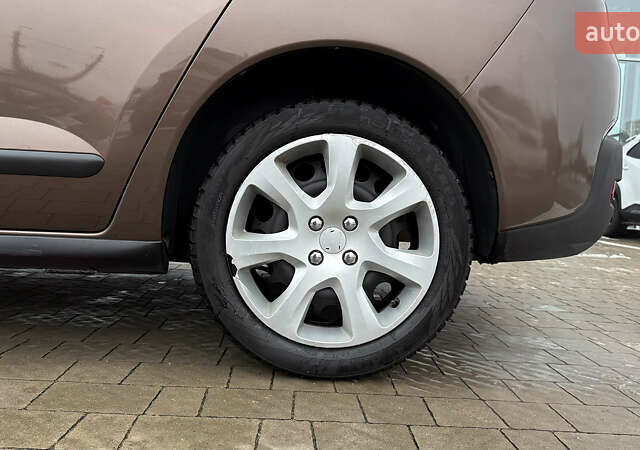 Коричневий Пежо 3008, об'ємом двигуна 1.6 л та пробігом 197 тис. км за 9900 $, фото 15 на Automoto.ua