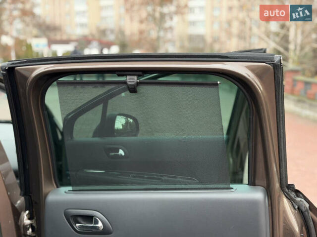 Коричневий Пежо 3008, об'ємом двигуна 1.6 л та пробігом 160 тис. км за 11900 $, фото 31 на Automoto.ua