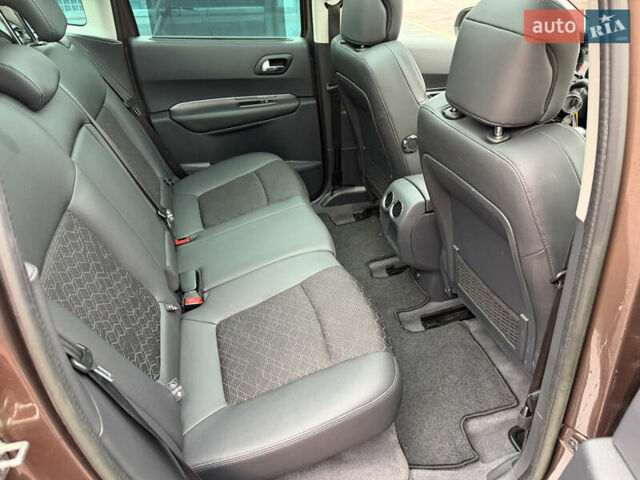 Коричневий Пежо 3008, об'ємом двигуна 1.6 л та пробігом 160 тис. км за 11900 $, фото 66 на Automoto.ua
