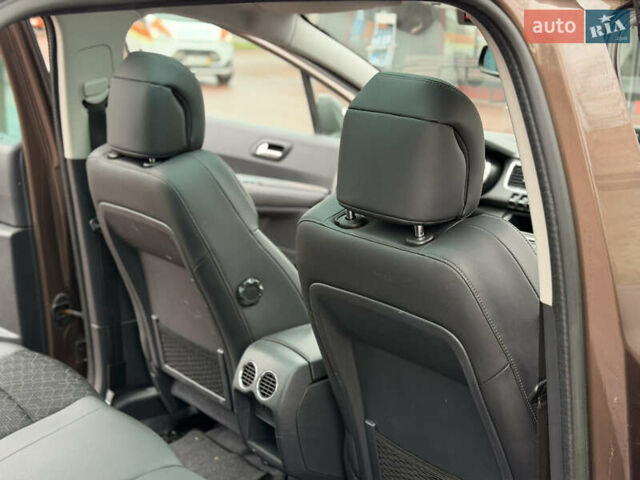 Коричневий Пежо 3008, об'ємом двигуна 1.6 л та пробігом 160 тис. км за 11900 $, фото 33 на Automoto.ua