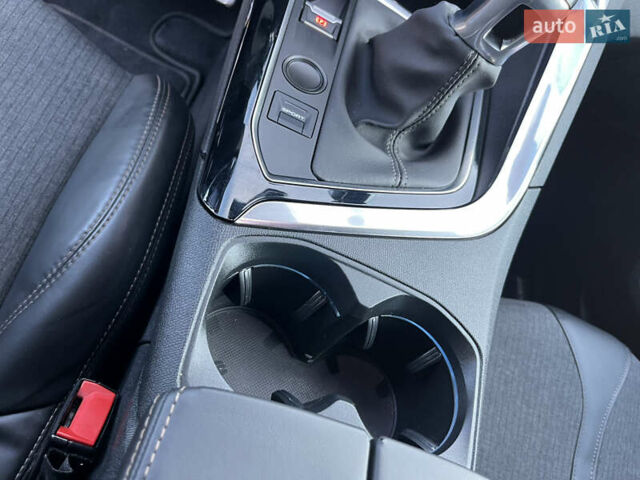 Коричневый Пежо 3008, объемом двигателя 1.56 л и пробегом 123 тыс. км за 17700 $, фото 29 на Automoto.ua