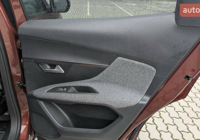 Коричневый Пежо 3008, объемом двигателя 1.6 л и пробегом 123 тыс. км за 16400 $, фото 3 на Automoto.ua