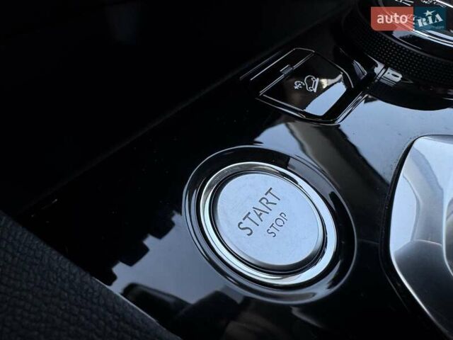 Коричневый Пежо 3008, объемом двигателя 2 л и пробегом 99 тыс. км за 20900 $, фото 10 на Automoto.ua