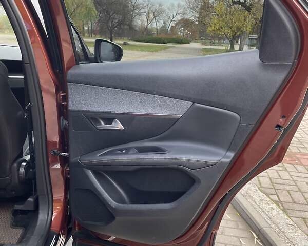 Коричневый Пежо 3008, объемом двигателя 1.56 л и пробегом 173 тыс. км за 18500 $, фото 17 на Automoto.ua