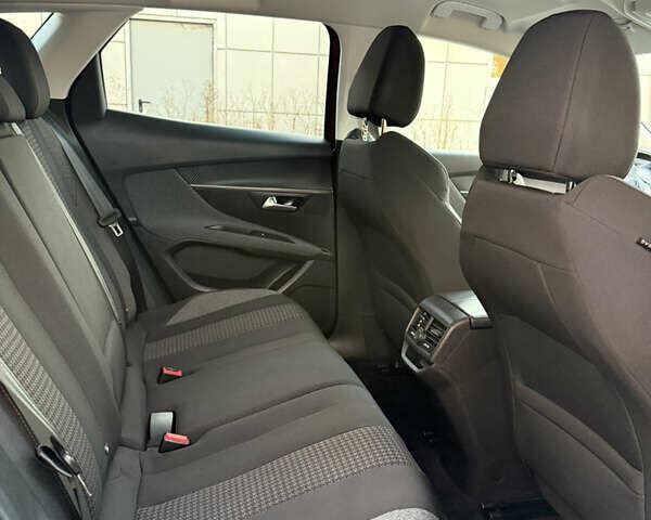 Коричневый Пежо 3008, объемом двигателя 1.56 л и пробегом 195 тыс. км за 17600 $, фото 27 на Automoto.ua