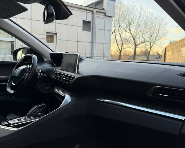 Коричневый Пежо 3008, объемом двигателя 1.56 л и пробегом 195 тыс. км за 17600 $, фото 28 на Automoto.ua