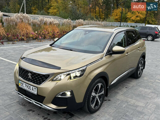 Коричневый Пежо 3008, объемом двигателя 2 л и пробегом 131 тыс. км за 19900 $, фото 1 на Automoto.ua