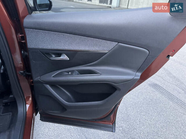 Коричневый Пежо 3008, объемом двигателя 2 л и пробегом 131 тыс. км за 21000 $, фото 17 на Automoto.ua