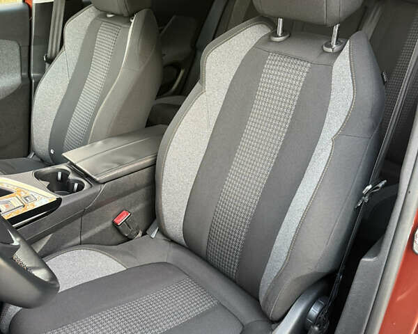 Коричневый Пежо 3008, объемом двигателя 1.56 л и пробегом 195 тыс. км за 17600 $, фото 24 на Automoto.ua