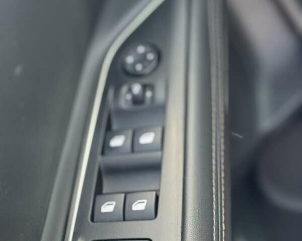 Коричневый Пежо 3008, объемом двигателя 2 л и пробегом 165 тыс. км за 18800 $, фото 11 на Automoto.ua