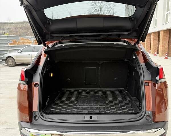 Коричневый Пежо 3008, объемом двигателя 2 л и пробегом 112 тыс. км за 24500 $, фото 10 на Automoto.ua