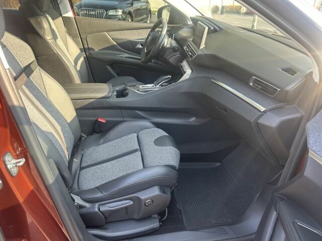 Коричневый Пежо 3008, объемом двигателя 2 л и пробегом 89 тыс. км за 22300 $, фото 4 на Automoto.ua