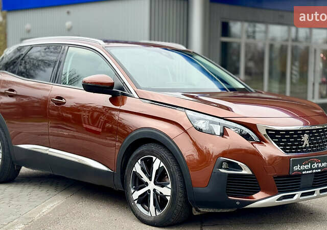 Коричневый Пежо 3008, объемом двигателя 2 л и пробегом 42 тыс. км за 21999 $, фото 1 на Automoto.ua