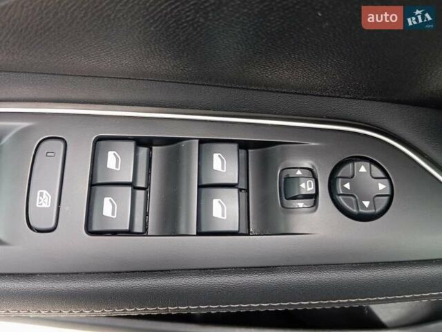 Коричневий Пежо 3008, об'ємом двигуна 1.5 л та пробігом 64 тис. км за 24300 $, фото 9 на Automoto.ua