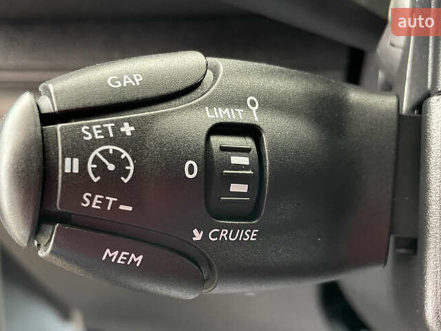 Коричневый Пежо 3008, объемом двигателя 1.5 л и пробегом 195 тыс. км за 20950 $, фото 15 на Automoto.ua