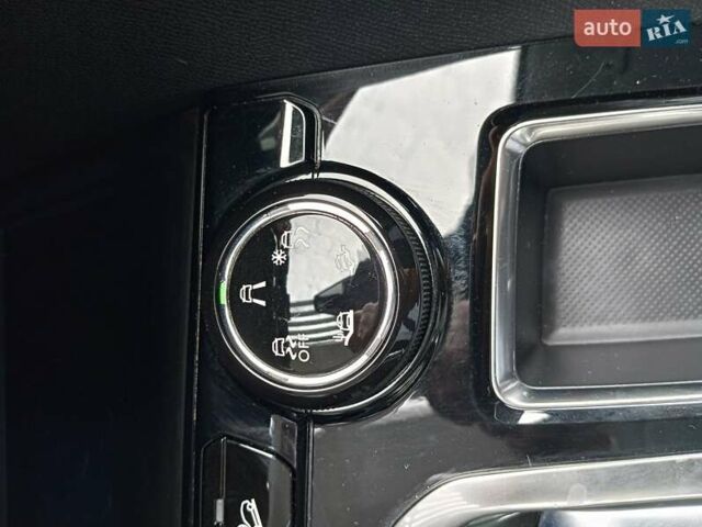 Коричневий Пежо 3008, об'ємом двигуна 1.5 л та пробігом 64 тис. км за 24300 $, фото 22 на Automoto.ua