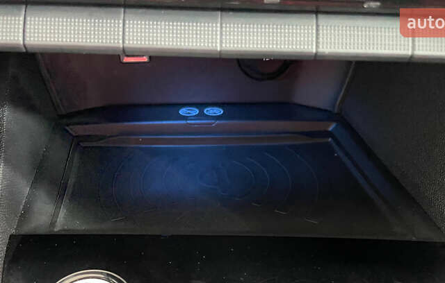 Коричневый Пежо 3008, объемом двигателя 1.5 л и пробегом 195 тыс. км за 20950 $, фото 23 на Automoto.ua