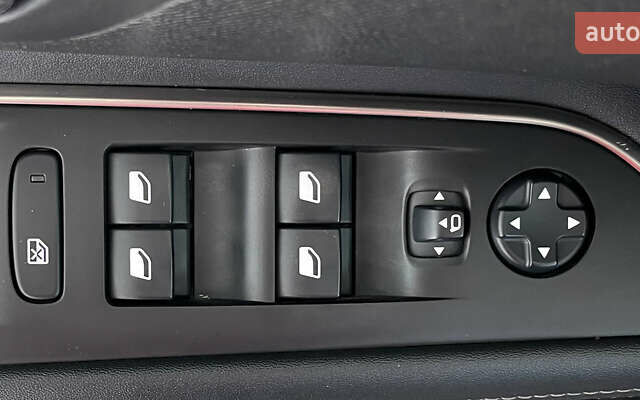 Коричневый Пежо 3008, объемом двигателя 1.5 л и пробегом 195 тыс. км за 20950 $, фото 12 на Automoto.ua