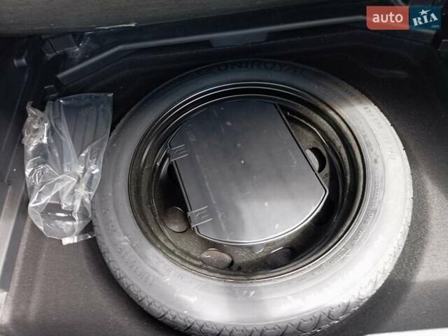 Коричневий Пежо 3008, об'ємом двигуна 1.5 л та пробігом 64 тис. км за 24300 $, фото 31 на Automoto.ua