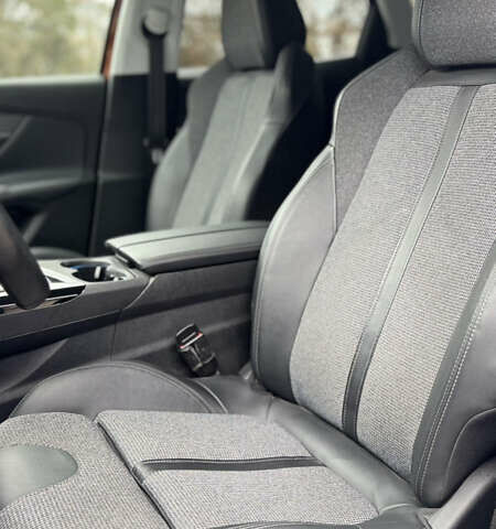 Коричневый Пежо 3008, объемом двигателя 2 л и пробегом 42 тыс. км за 21999 $, фото 10 на Automoto.ua