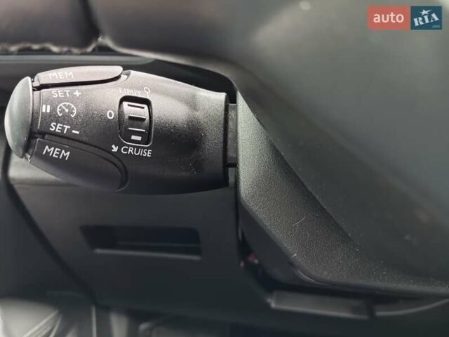 Коричневий Пежо 3008, об'ємом двигуна 1.5 л та пробігом 64 тис. км за 24300 $, фото 16 на Automoto.ua