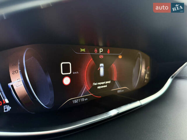 Коричневий Пежо 3008, об'ємом двигуна 1.5 л та пробігом 192 тис. км за 20599 $, фото 38 на Automoto.ua