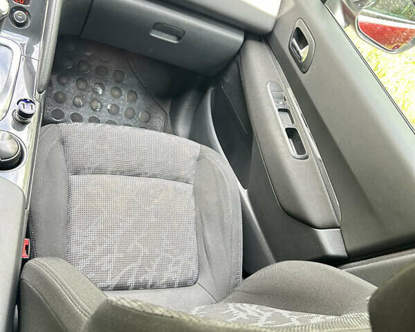 Красный Пежо 3008, объемом двигателя 1.6 л и пробегом 230 тыс. км за 6500 $, фото 12 на Automoto.ua