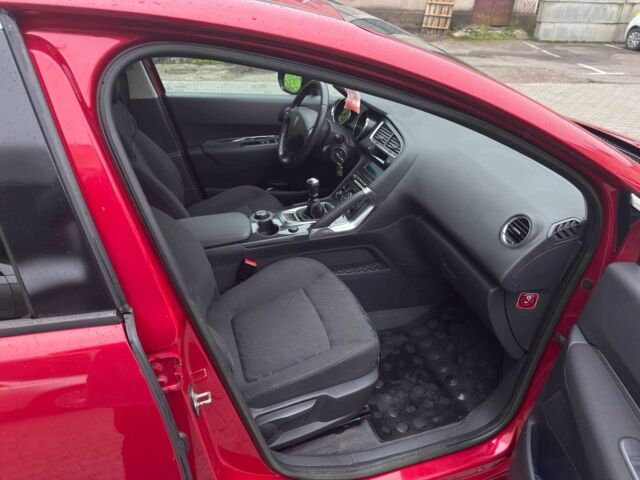 Червоний Пежо 3008, об'ємом двигуна 1.6 л та пробігом 190 тис. км за 7150 $, фото 21 на Automoto.ua