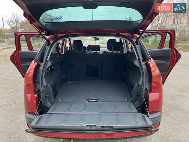 Красный Пежо 3008, объемом двигателя 1.56 л и пробегом 262 тыс. км за 8800 $, фото 17 на Automoto.ua