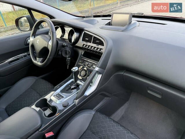 Красный Пежо 3008, объемом двигателя 1.6 л и пробегом 207 тыс. км за 12800 $, фото 58 на Automoto.ua