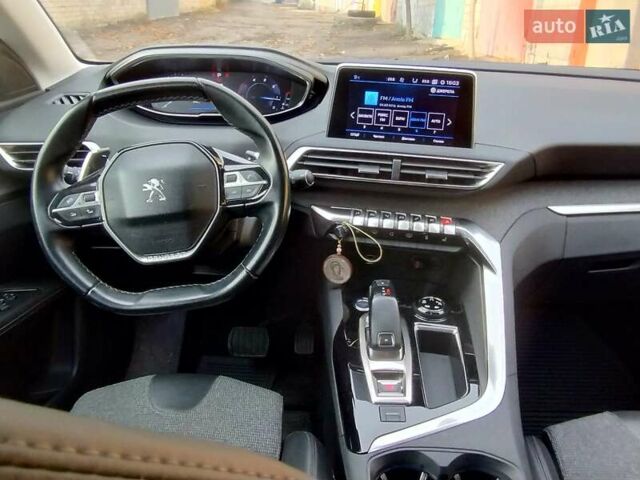 Червоний Пежо 3008, об'ємом двигуна 2 л та пробігом 126 тис. км за 22500 $, фото 8 на Automoto.ua