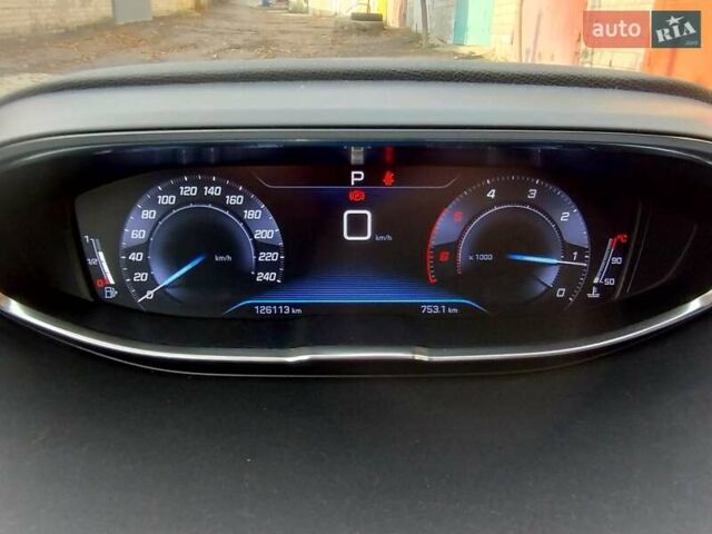 Червоний Пежо 3008, об'ємом двигуна 2 л та пробігом 126 тис. км за 22500 $, фото 6 на Automoto.ua