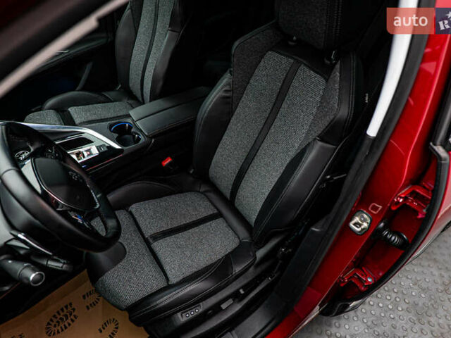 Червоний Пежо 3008, об'ємом двигуна 2 л та пробігом 126 тис. км за 21041 $, фото 10 на Automoto.ua