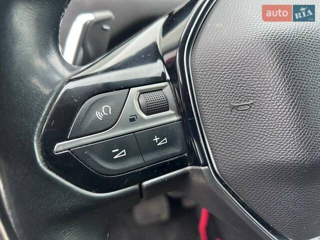 Красный Пежо 3008, объемом двигателя 2 л и пробегом 127 тыс. км за 23490 $, фото 18 на Automoto.ua