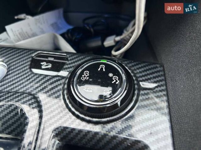 Красный Пежо 3008, объемом двигателя 2 л и пробегом 127 тыс. км за 23490 $, фото 25 на Automoto.ua