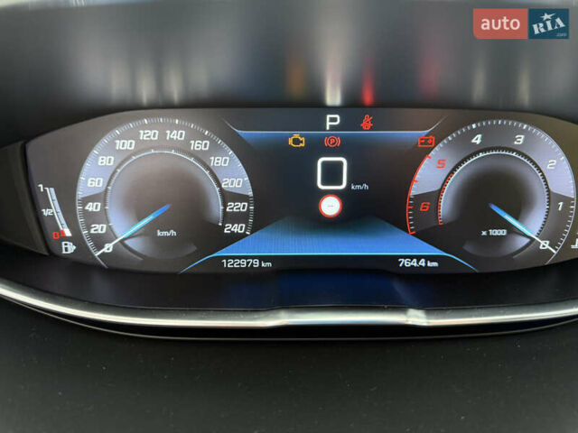 Червоний Пежо 3008, об'ємом двигуна 2 л та пробігом 123 тис. км за 23700 $, фото 13 на Automoto.ua