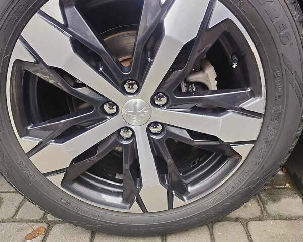 Пежо 3008 2020 у Хмельницькому на Automoto.ua Червоний Пежо 3008, об'ємом двигуна 2 л та пробігом 65 тис. км за 26500 $, фото 34 на Automoto.ua