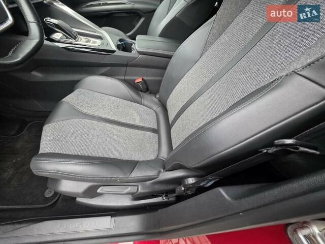 Красный Пежо 3008, объемом двигателя 1.5 л и пробегом 159 тыс. км за 21750 $, фото 77 на Automoto.ua