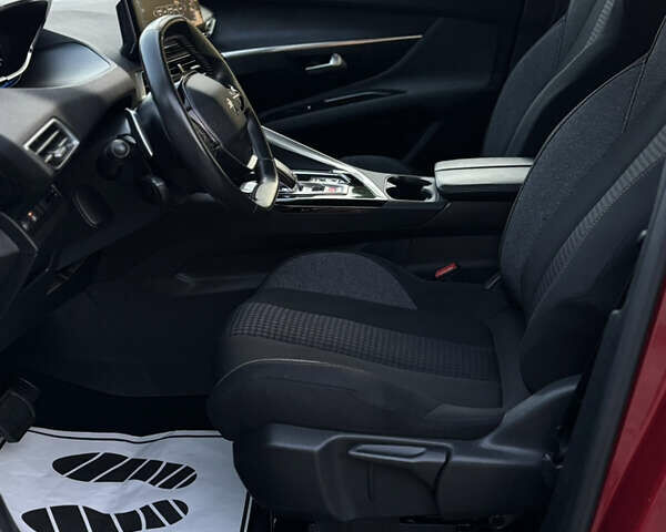 Красный Пежо 3008, объемом двигателя 1.5 л и пробегом 203 тыс. км за 21500 $, фото 23 на Automoto.ua