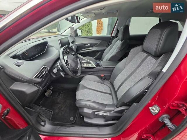Красный Пежо 3008, объемом двигателя 1.5 л и пробегом 159 тыс. км за 21750 $, фото 76 на Automoto.ua