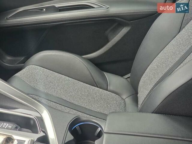 Красный Пежо 3008, объемом двигателя 1.5 л и пробегом 159 тыс. км за 21750 $, фото 84 на Automoto.ua