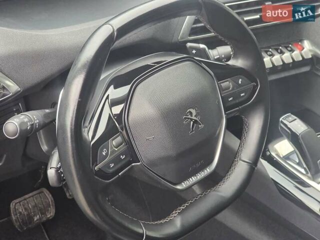 Красный Пежо 3008, объемом двигателя 1.5 л и пробегом 159 тыс. км за 21750 $, фото 81 на Automoto.ua