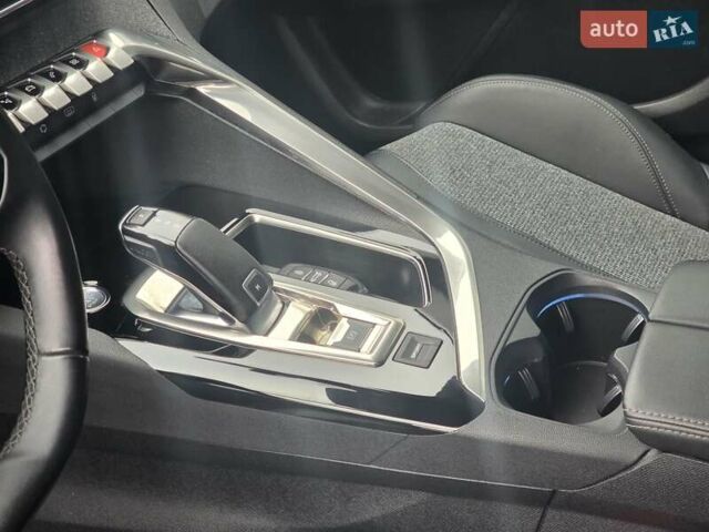 Красный Пежо 3008, объемом двигателя 1.5 л и пробегом 159 тыс. км за 21750 $, фото 85 на Automoto.ua