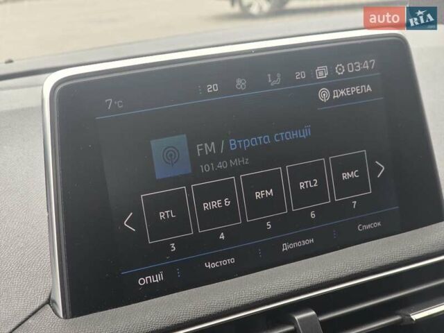 Красный Пежо 3008, объемом двигателя 1.5 л и пробегом 159 тыс. км за 21750 $, фото 88 на Automoto.ua