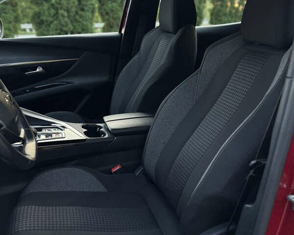 Красный Пежо 3008, объемом двигателя 1.5 л и пробегом 203 тыс. км за 21500 $, фото 19 на Automoto.ua