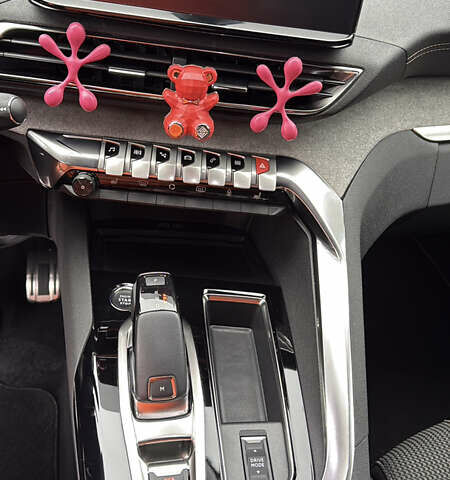 Красный Пежо 3008, объемом двигателя 2 л и пробегом 36 тыс. км за 33000 $, фото 16 на Automoto.ua