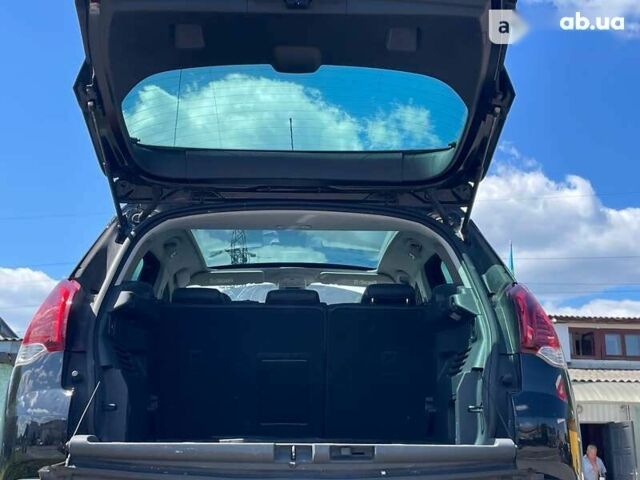 Пежо 3008, объемом двигателя 1.6 л и пробегом 146 тыс. км за 10690 $, фото 5 на Automoto.ua