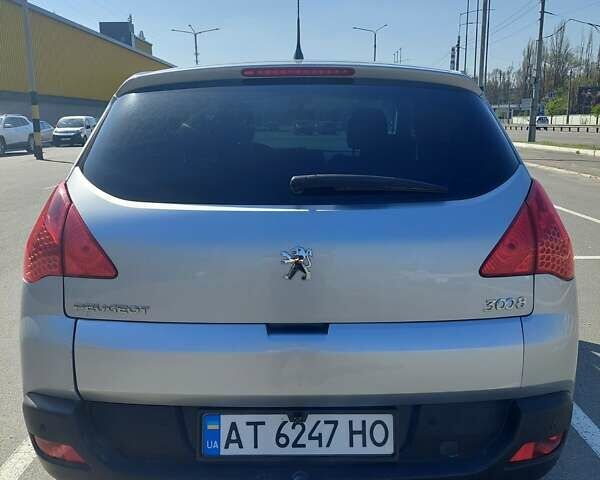 Пежо 3008, объемом двигателя 1.6 л и пробегом 162 тыс. км за 7400 $, фото 2 на Automoto.ua