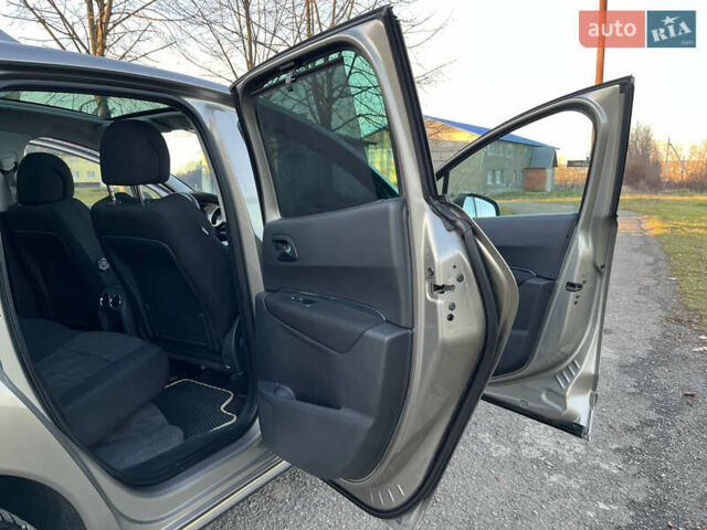 Пежо 3008, объемом двигателя 1.6 л и пробегом 249 тыс. км за 9800 $, фото 36 на Automoto.ua